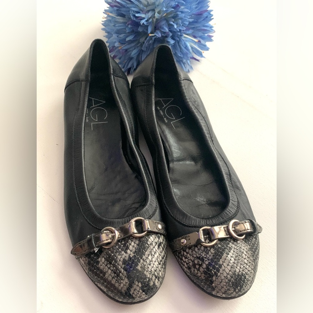 AGL Black Snake Print Ballet Flats